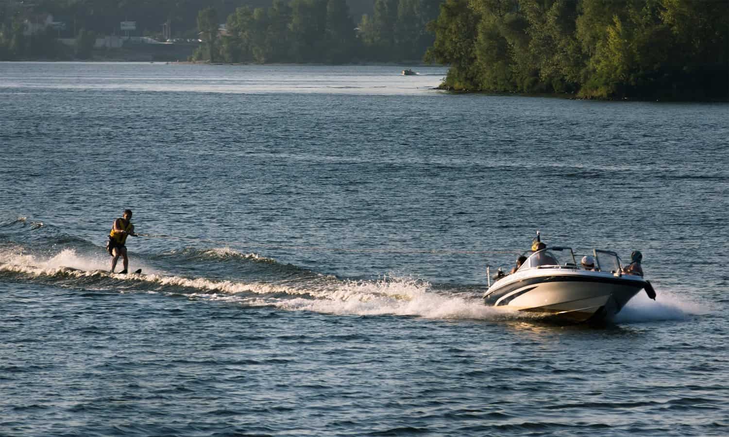 Length Of Tow Lines When Towing Two Skiers At The Same Time From A Boat ...