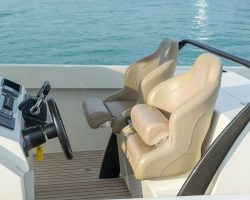 Best Boat Seat Cleaner (6 Cleaners Reviewed)